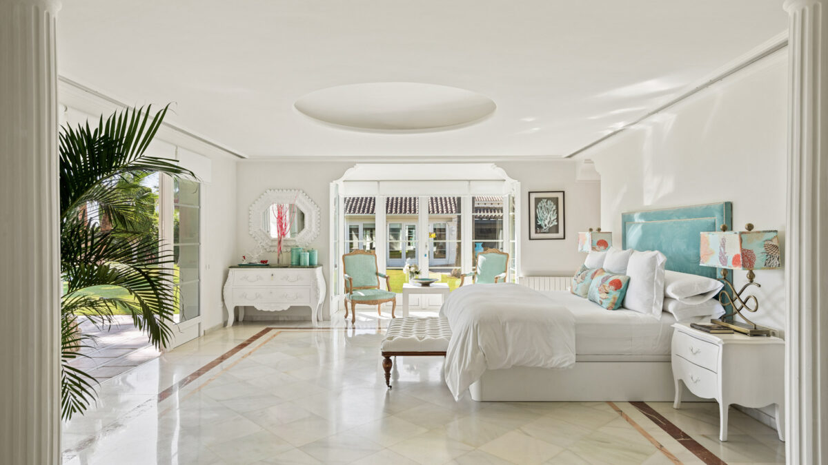 Los Monteros Villa Beach