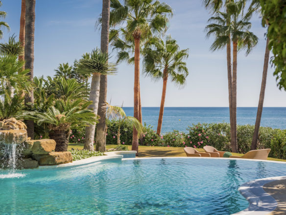Los Monteros Villa Beach