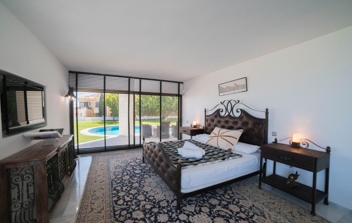 Beachside Villa El Rosario