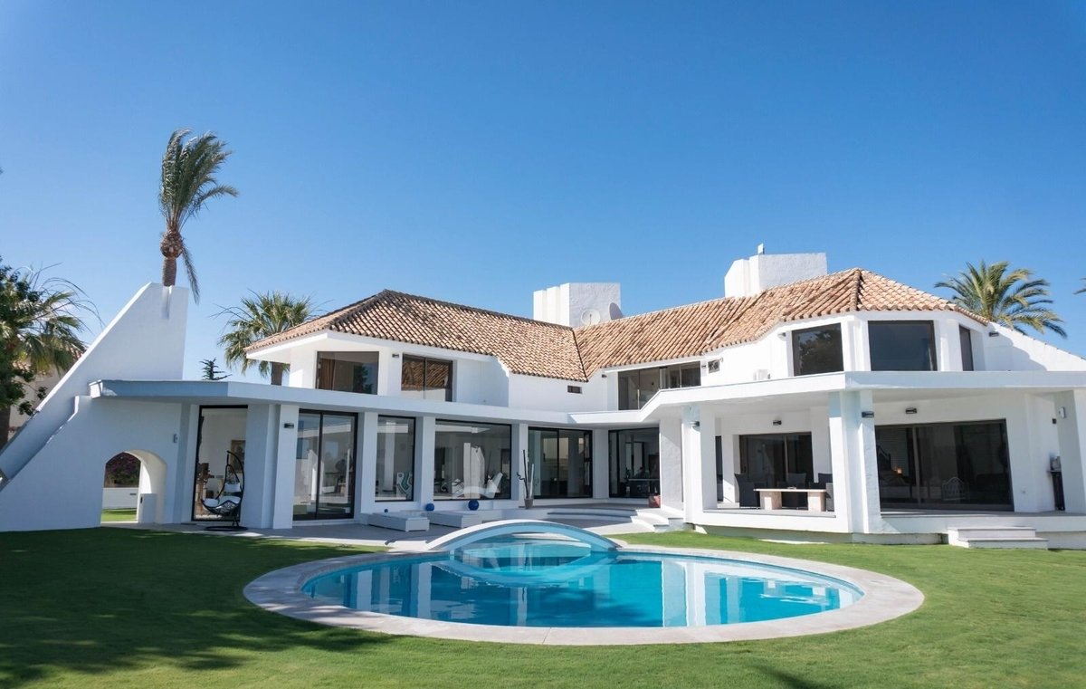 Beachside Villa El Rosario