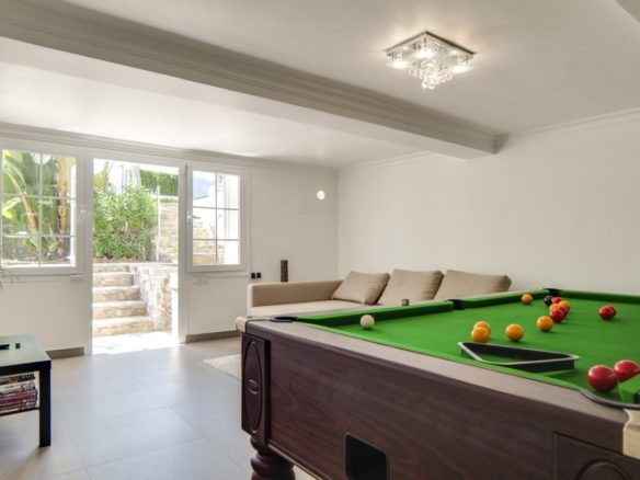 Versace Villa Elviria Views