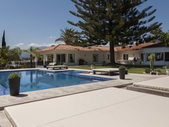 Versace Villa Elviria Views
