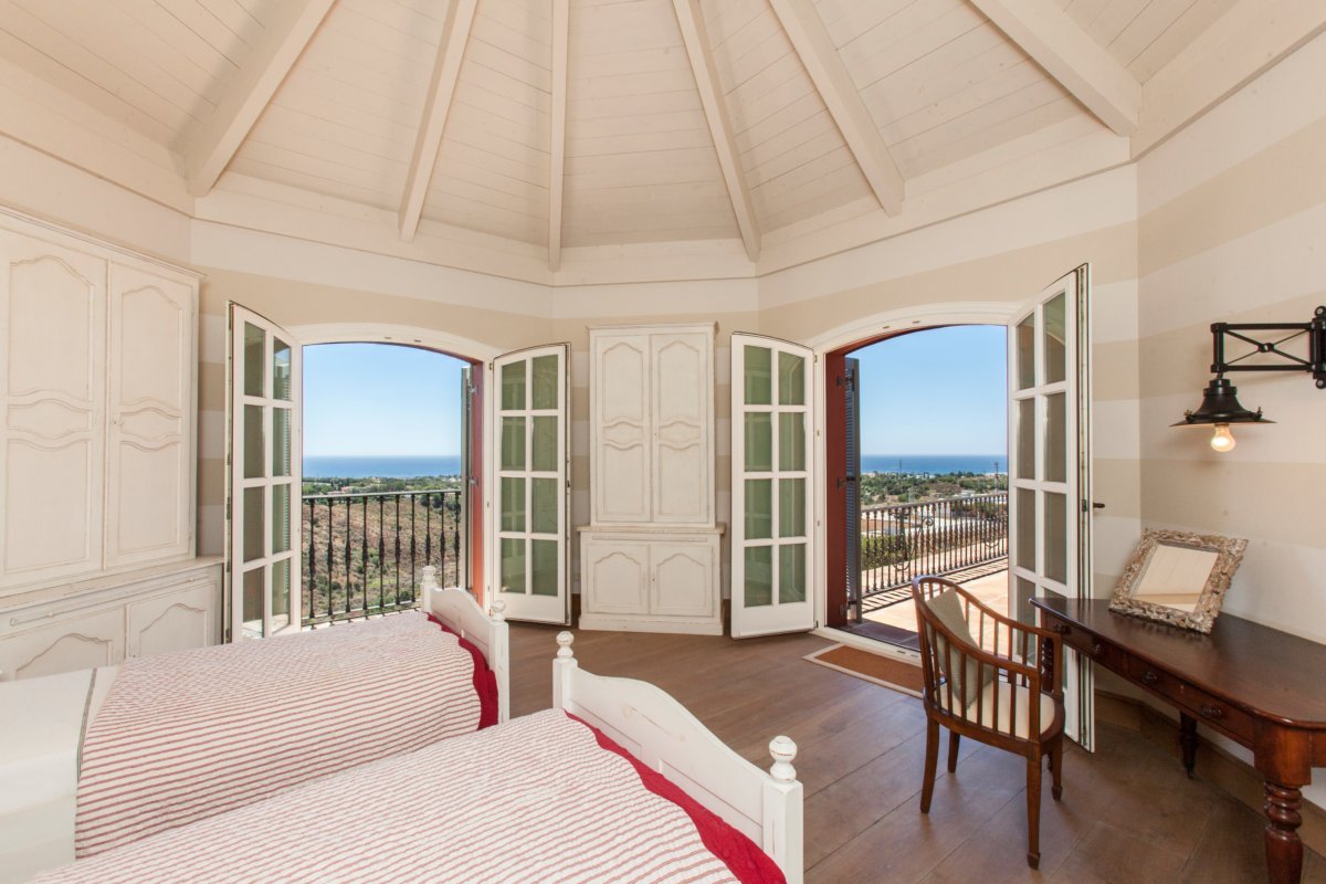 Marbella Hill Club Villa