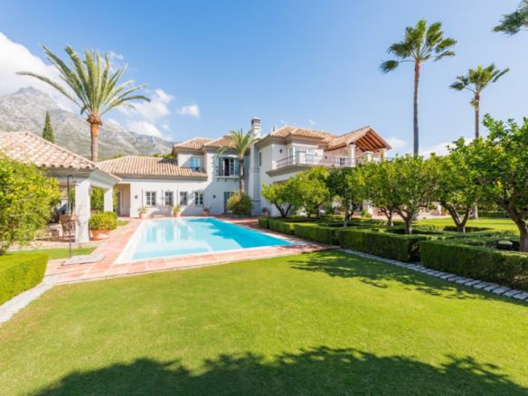 Marbella Hill Club Villa