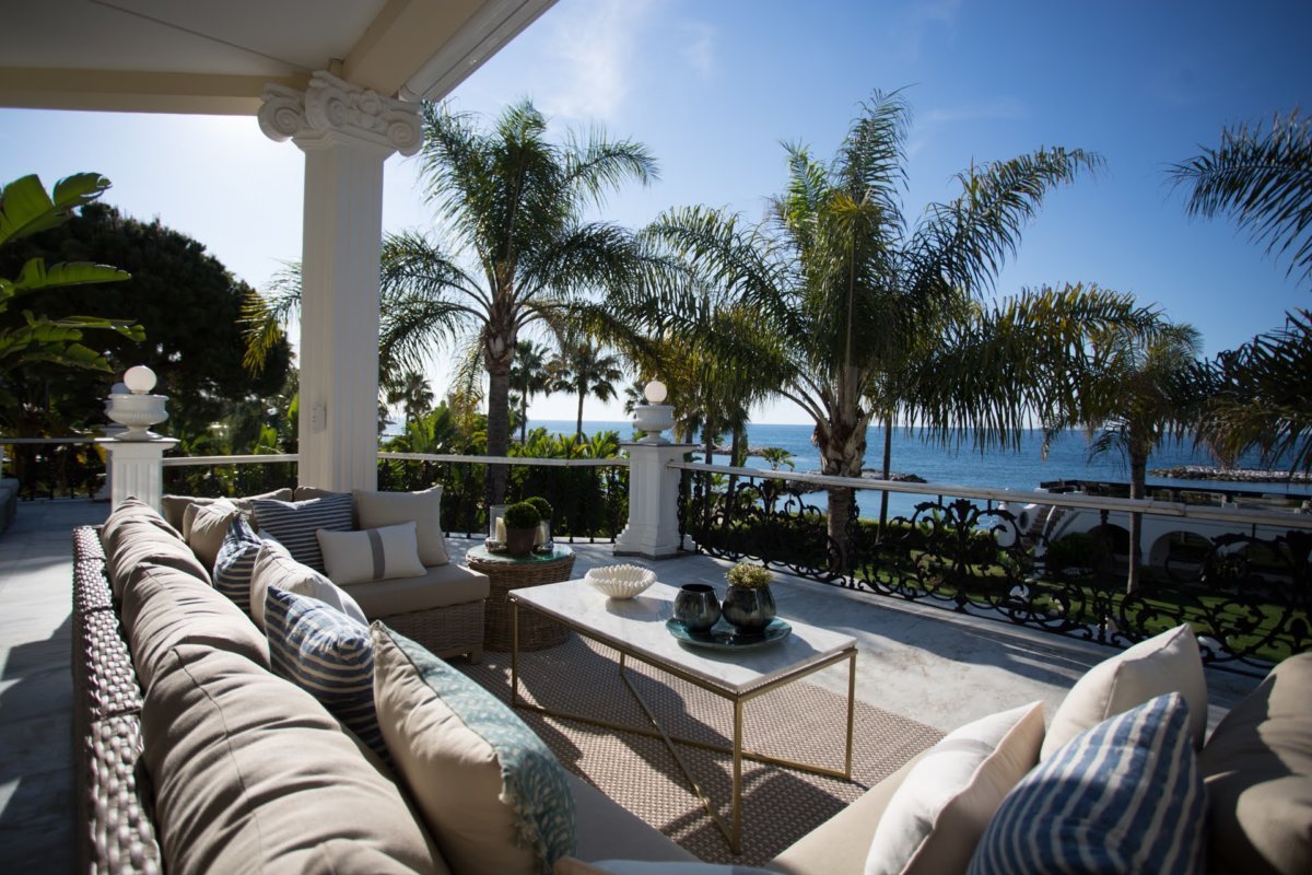 mistral-beach-puerto-banus18 Mistral Beach Beachfront Villa