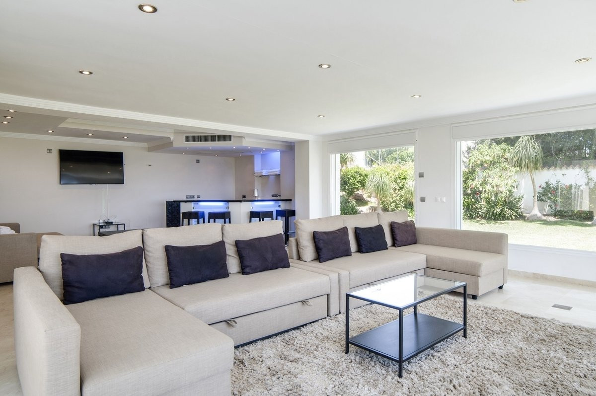 Versace Villa Elviria