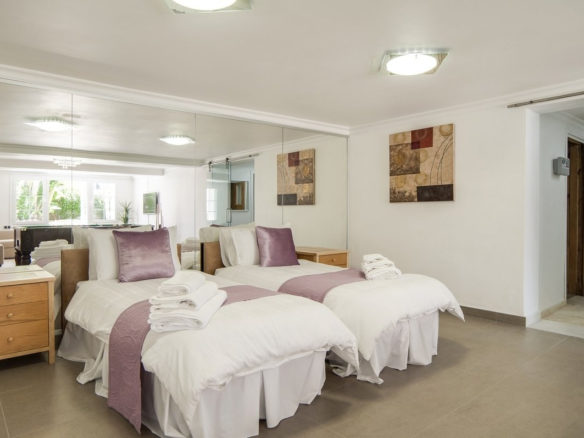 Versace Villa Elviria