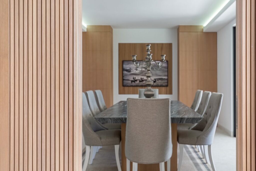 Villa Diningroom