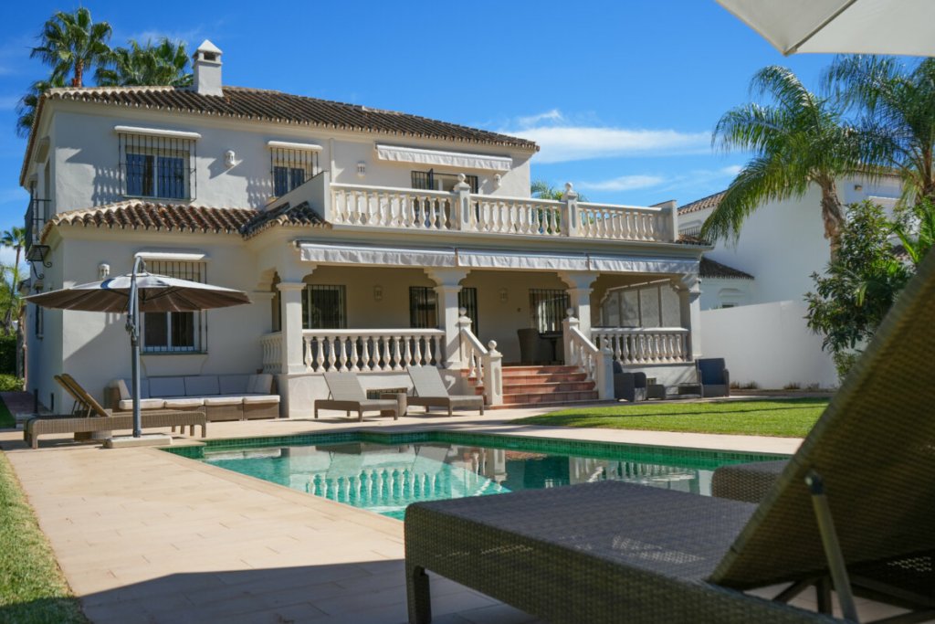 Nueva Andalucia Golf Villa Rental Spain