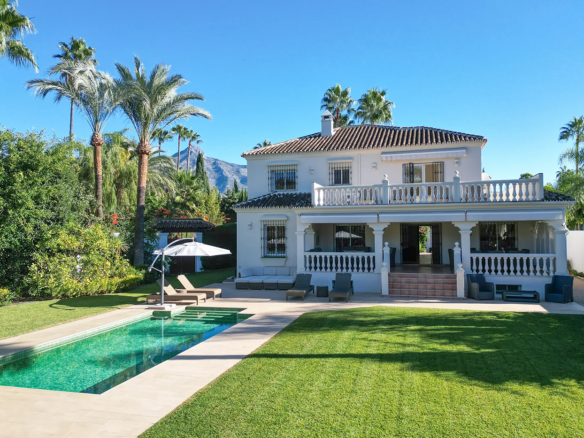 Nueva Andalucia Golf Villa Rental Spain