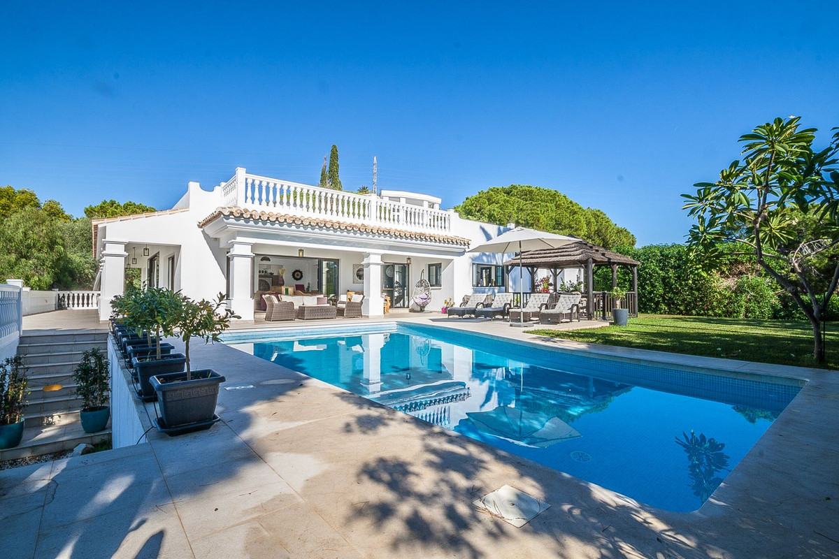 3 bedroom rental villa